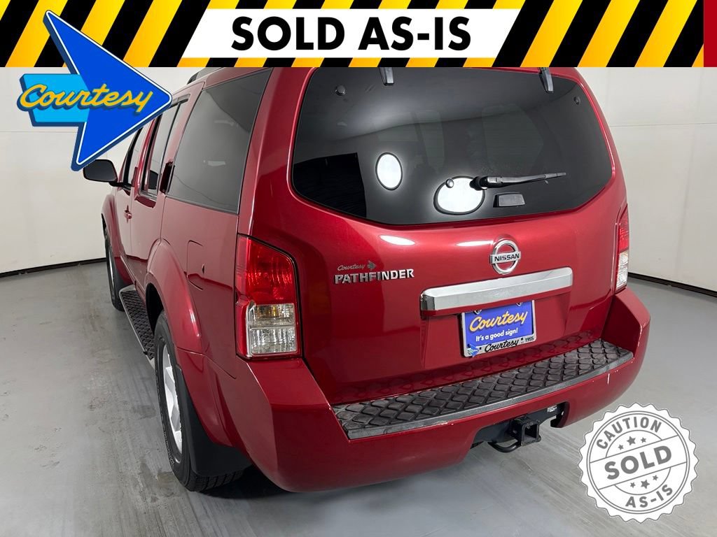 Used 2011 Nissan Pathfinder SV RWD image 6