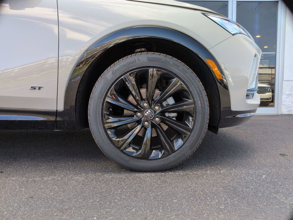 New 2026 Buick Envista Sport Touring w/ Studio Series image 16