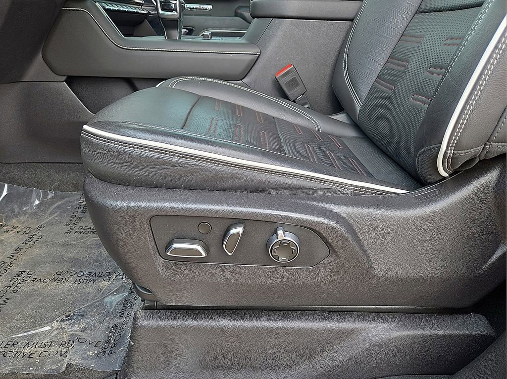 Used 2024 GMC Sierra 1500 AT4X image 24