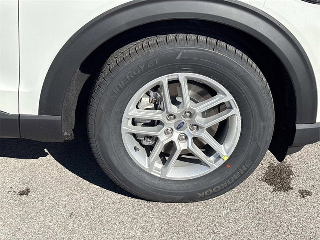 New 2026 Ford Explorer Active image 9