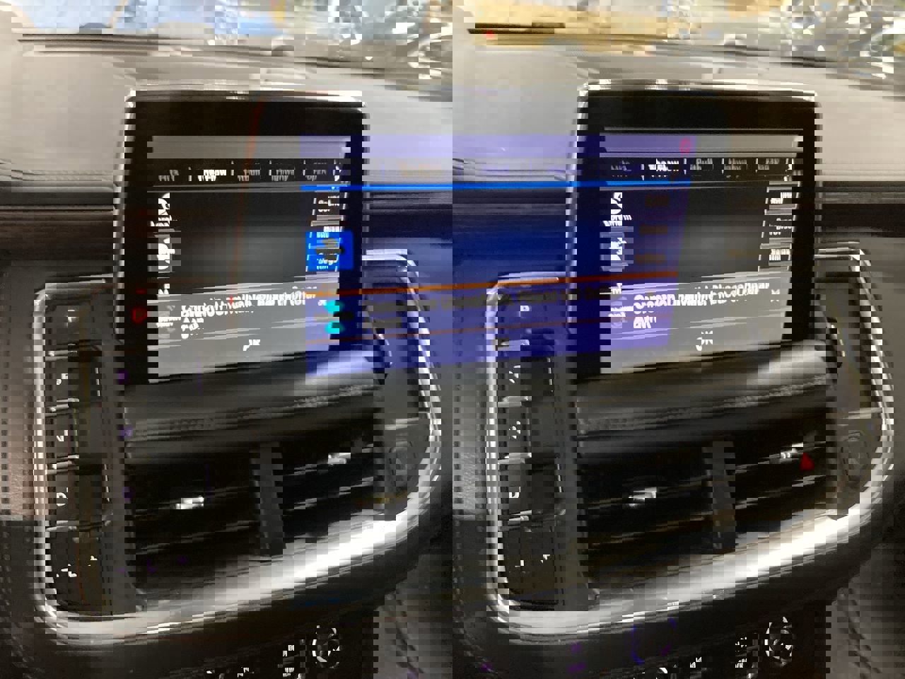 Used 2021 Chevrolet Suburban High Country AWD/4WD image 12