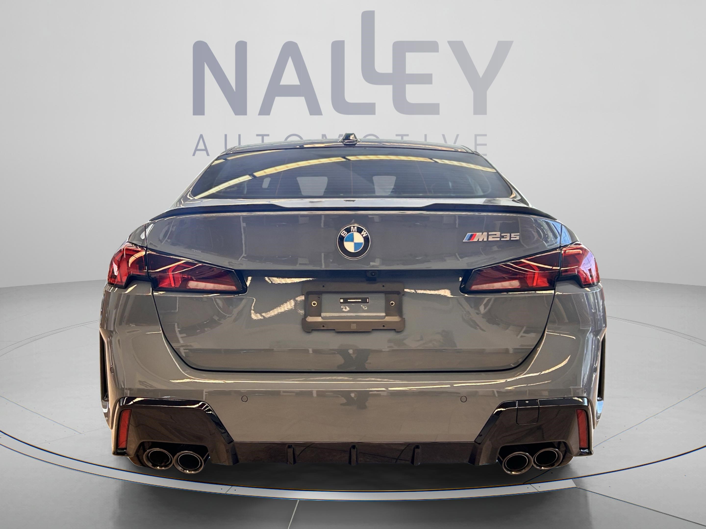 Used 2026 BMW M235i xDrive w/ Technology Package AWD/4WD image 4