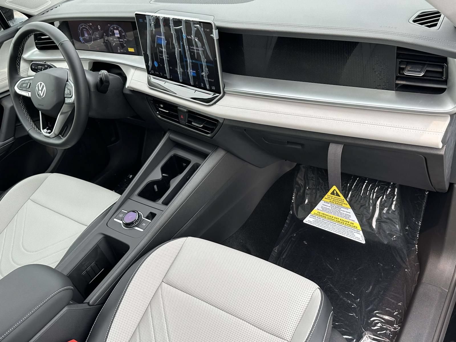 New 2026 Volkswagen Tiguan SE AWD/4WD image 12