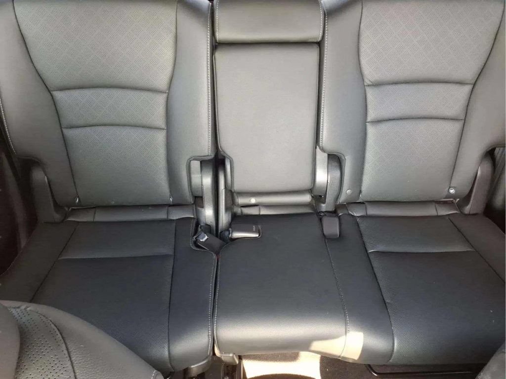 Used 2023 Honda Passport Elite image 17