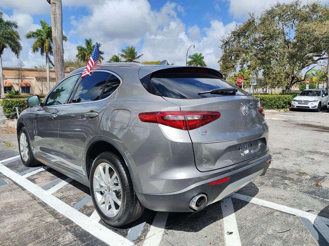 Used 2018 Alfa Romeo Stelvio Ti AWD/4WD image 8