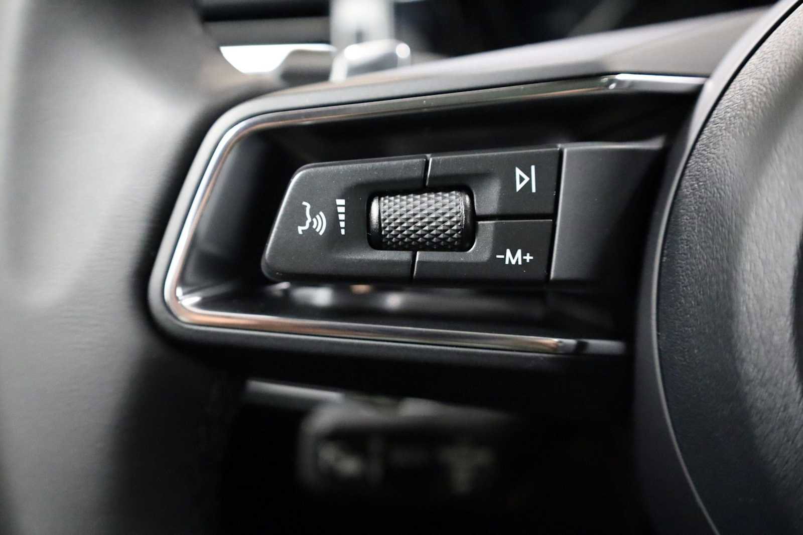 New 2026 Porsche Macan S image 27