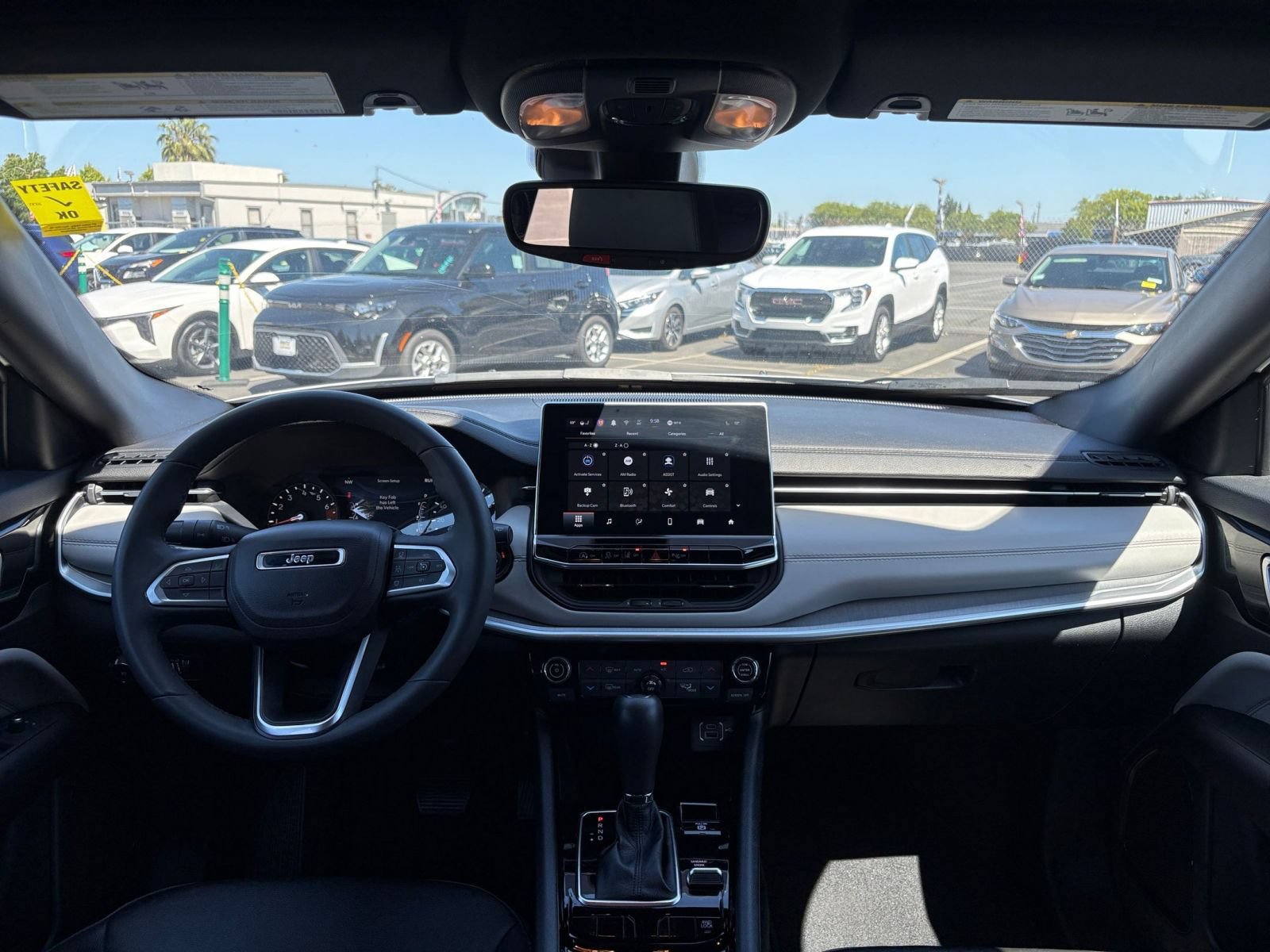 Used 2025 Jeep Compass Limited AWD/4WD image 33
