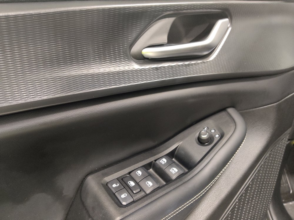 Used 2023 Jeep Grand Cherokee Laredo w/ Luxury Tech Group I AWD/4WD image 27