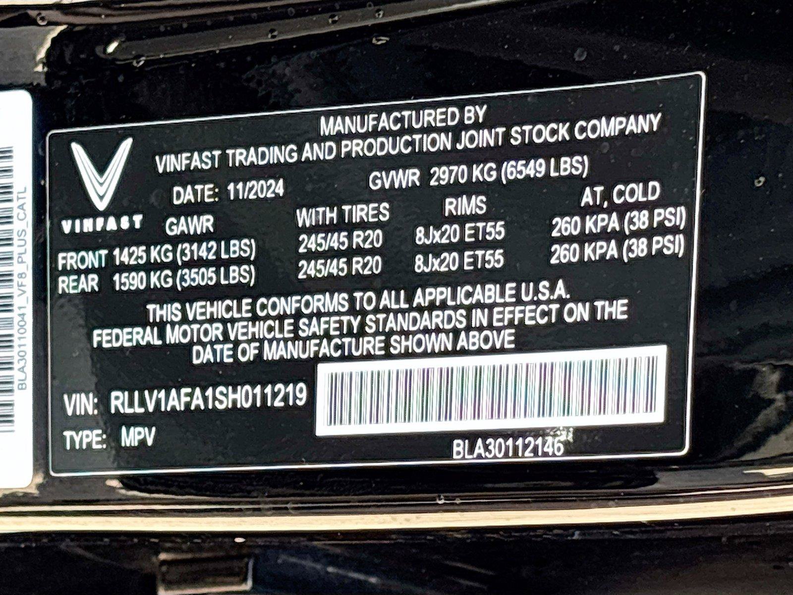 New 2025 VinFast VF 8 Plus AWD/4WD image 32