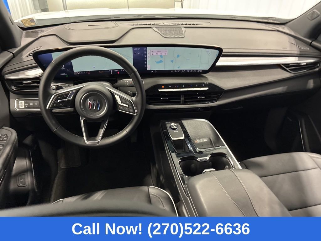 Used 2025 Buick Enclave Preferred image 33