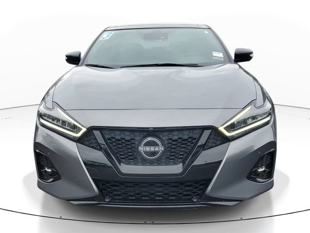 Used 2023 Nissan Maxima SR w/ Sport Mat Group FWD image 2