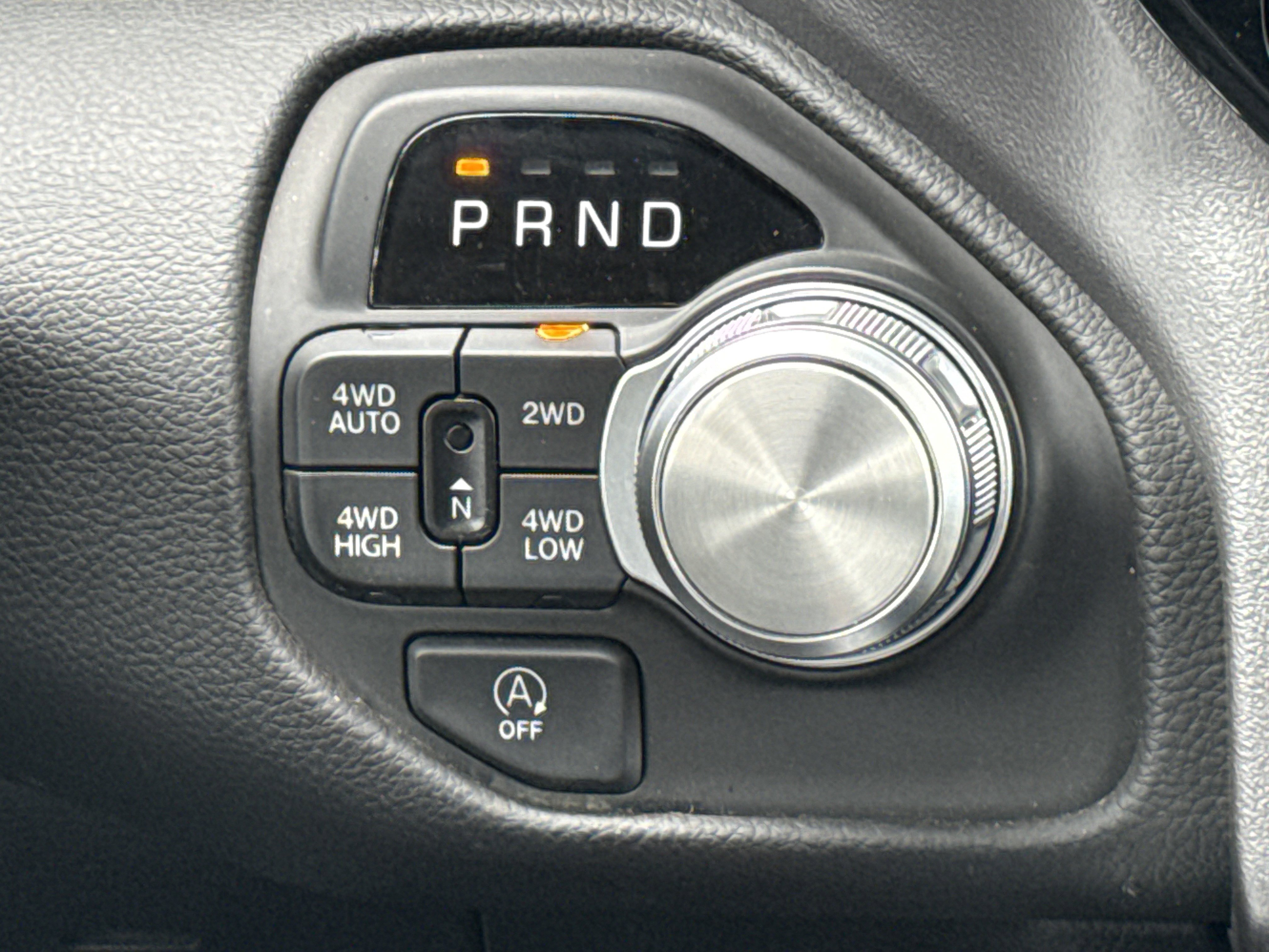 Used 2025 RAM 1500 Laramie w/ Sport Appearance Package AWD/4WD image 35