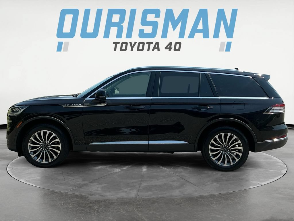 Used 2023 Lincoln Aviator AWD w/ Premium Package image 4