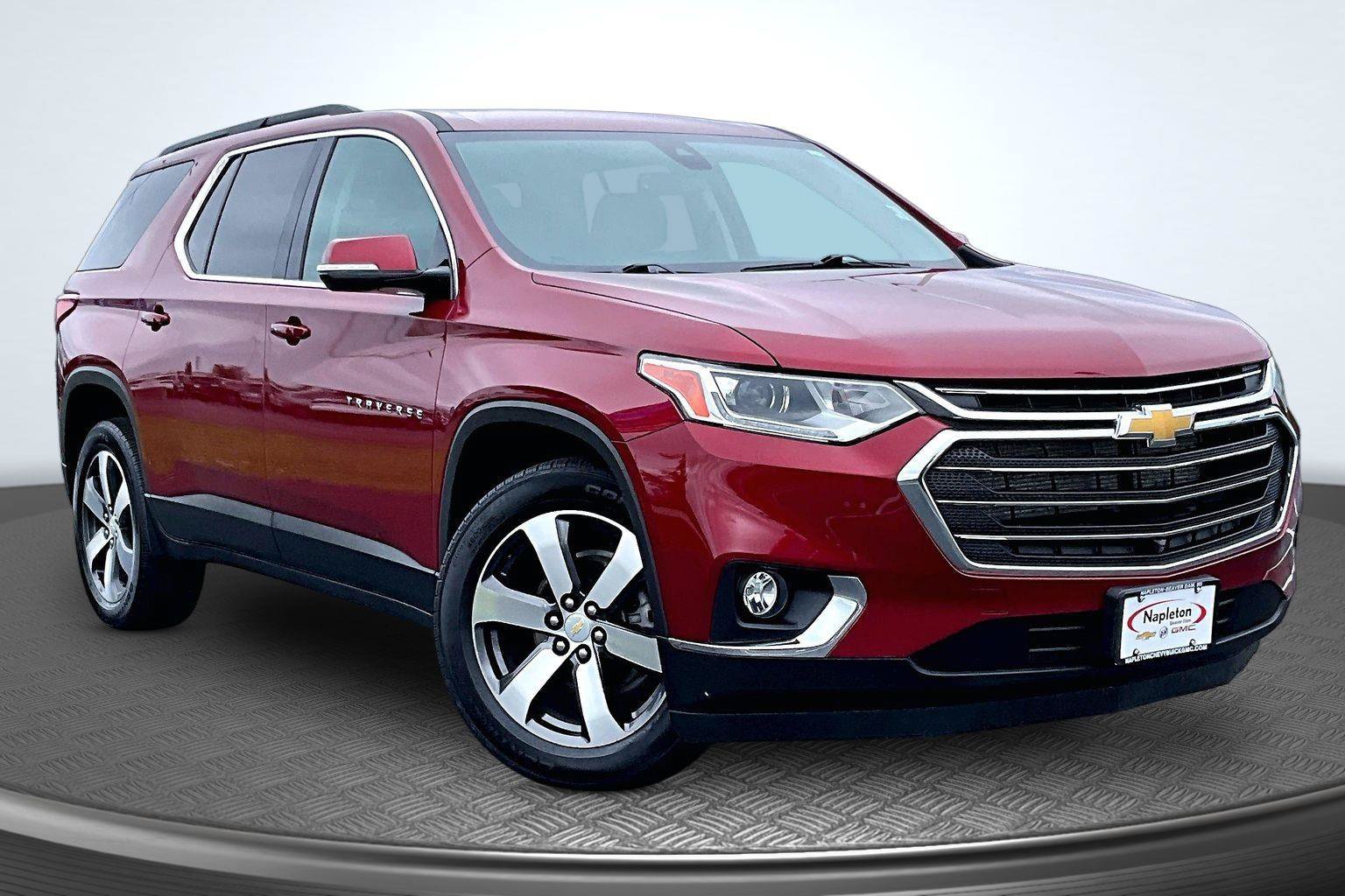 Used 2021 Chevrolet Traverse LT w/ LT Premium Package AWD/4WD image 13