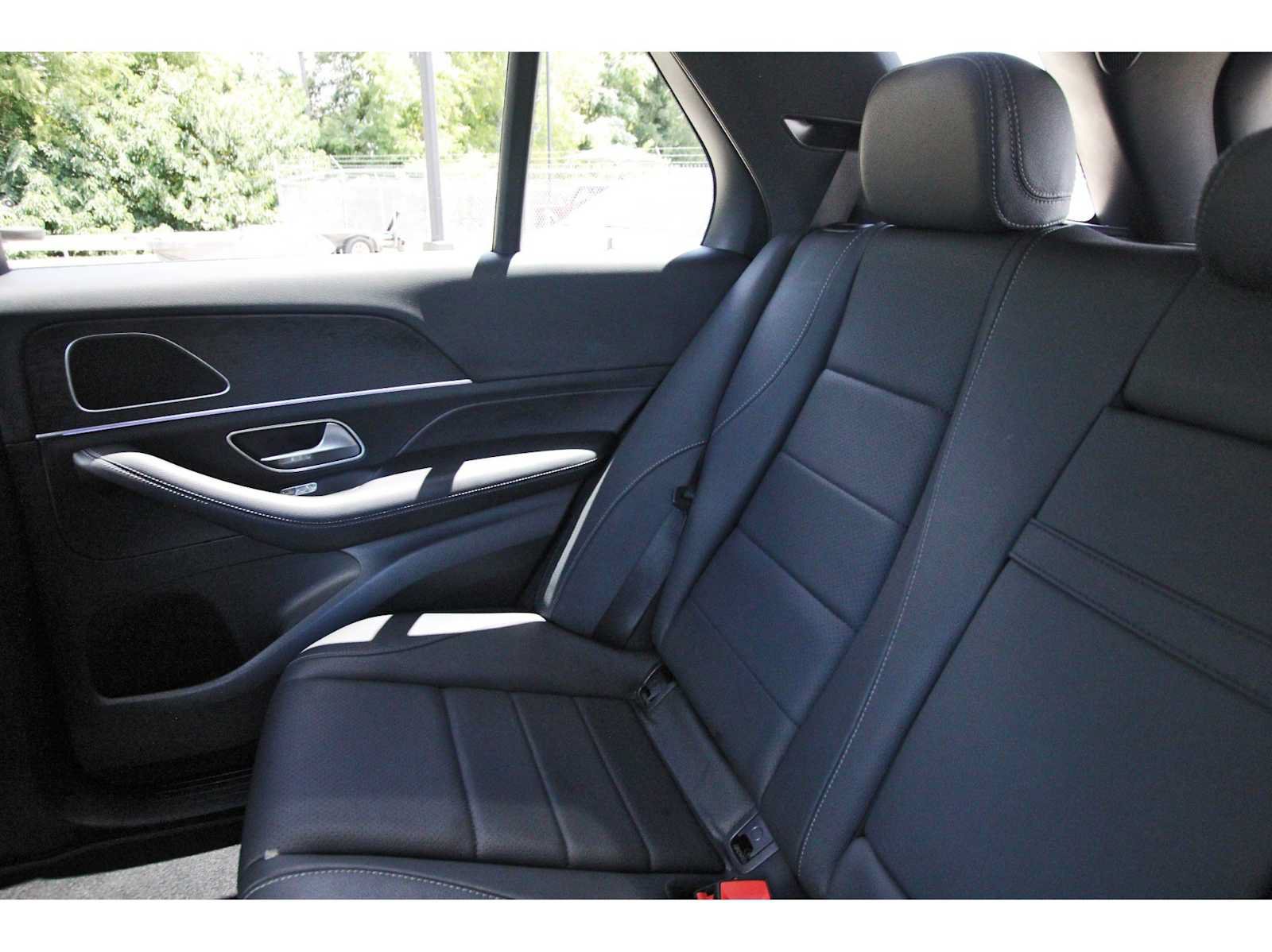 Used 2025 Mercedes-Benz GLE 350 4MATIC image 9