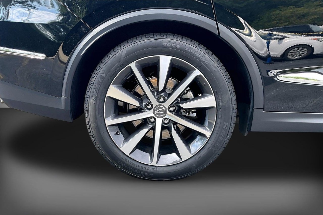 Used 2025 Acura MDX w/ Technology Package FWD image 37