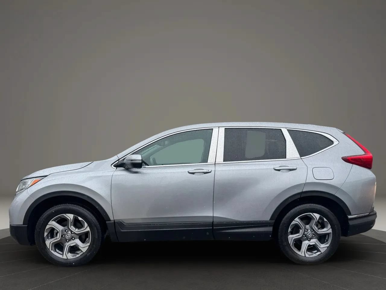 Used 2019 Honda CR-V EX-L image 2