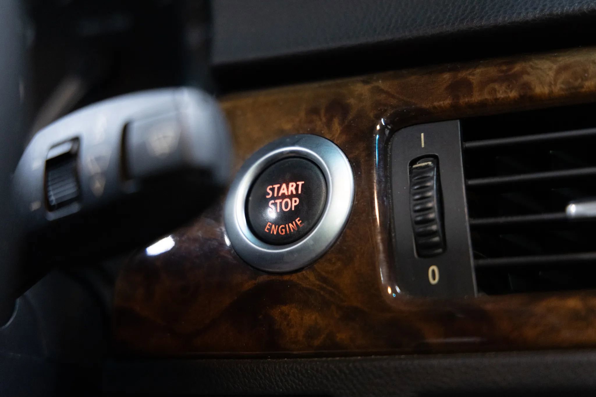 Used 2006 BMW 325xi Wagon image 26