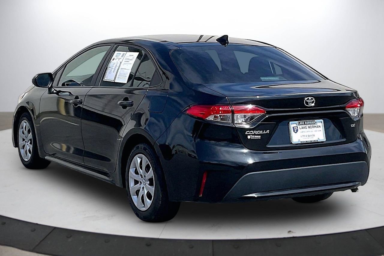 Used 2020 Toyota Corolla LE image 7