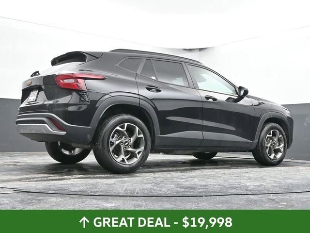 Used 2025 Chevrolet Trax LT image 50