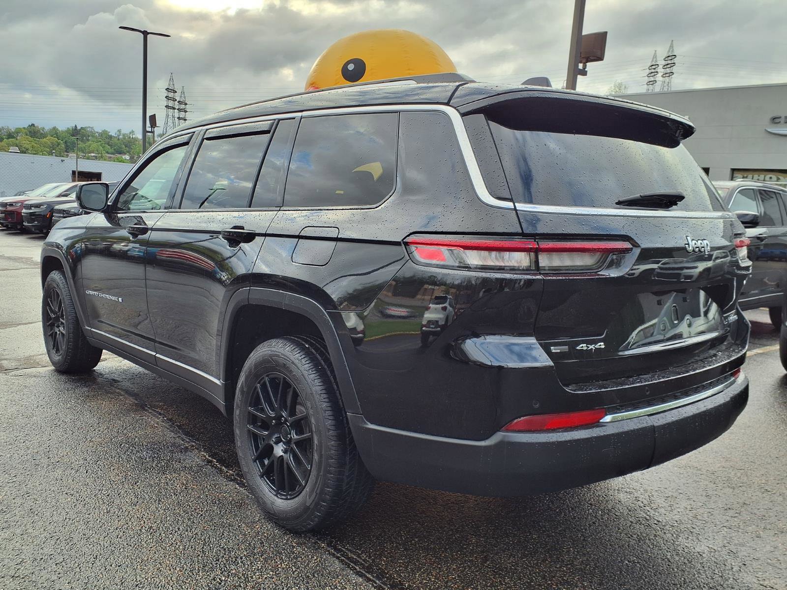 Used 2021 Jeep Grand Cherokee L Limited AWD/4WD image 5