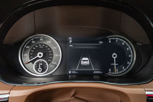 Used 2022 Genesis GV70 2.5T w/ Advanced Package image 10