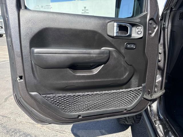 Used 2023 Jeep Wrangler Rubicon w/ Cold Weather Group image 9