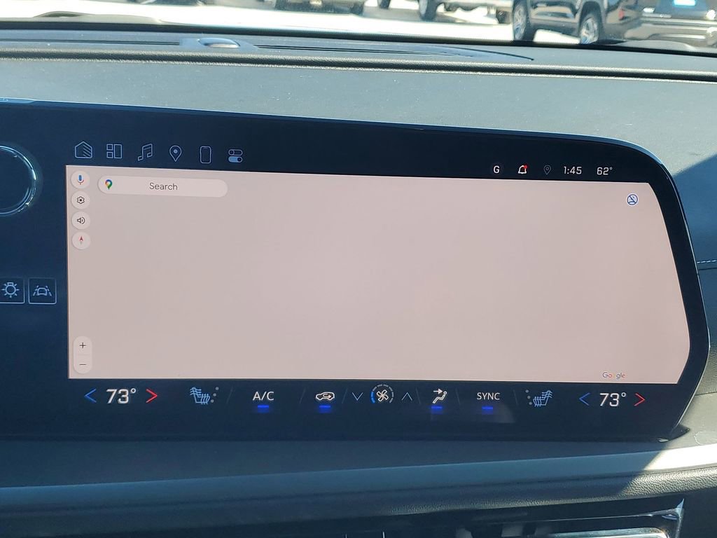 Used 2025 Chevrolet Traverse LT image 31