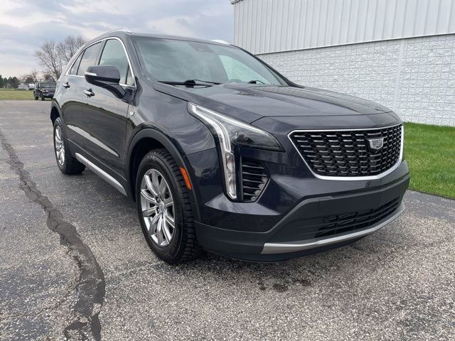 Used 2022 Cadillac XT4 Premium Luxury w/ Enhanced Visibility Package AWD/4WD image 1