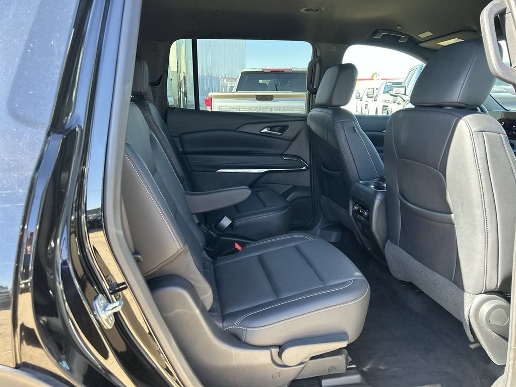 Certified 2025 Chevrolet Traverse LT AWD/4WD image 25