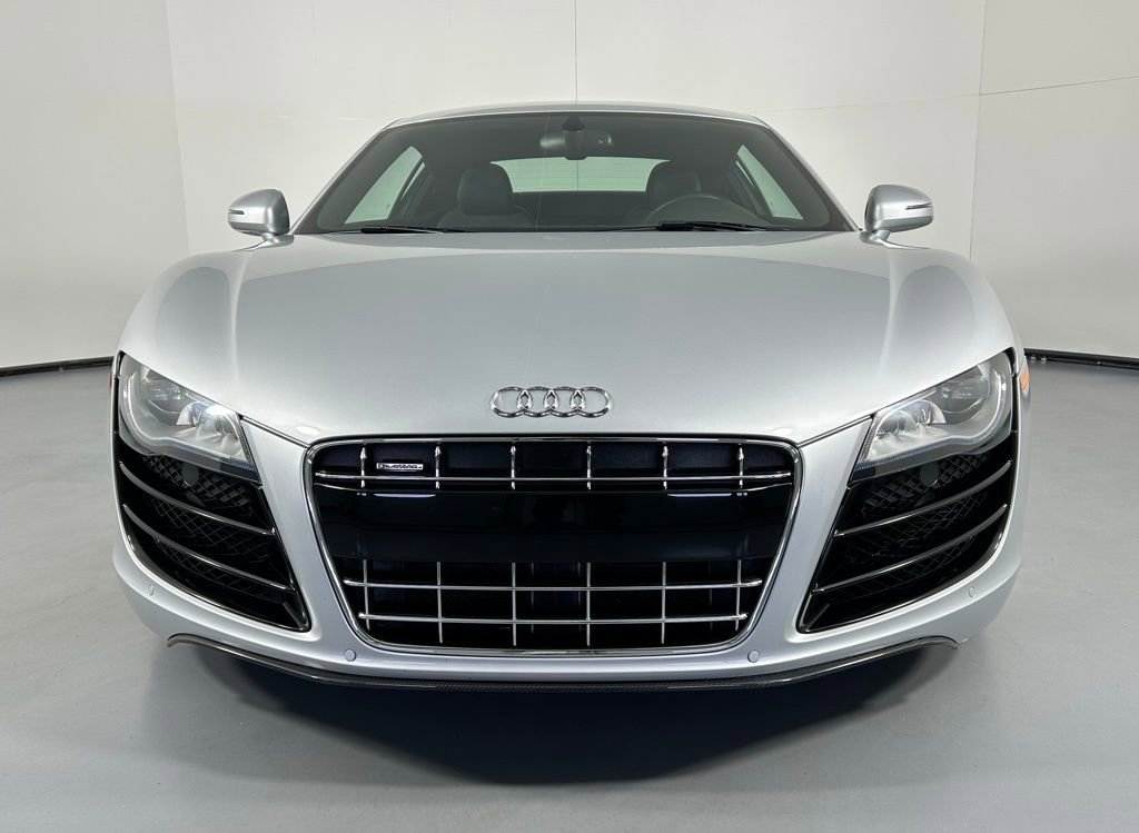 Used 2012 Audi R8 V10 AWD/4WD image 2