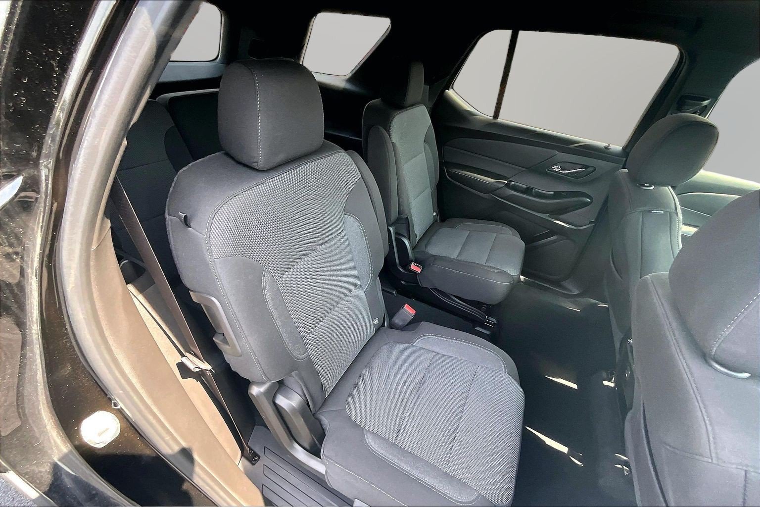 Used 2023 Chevrolet Traverse LT AWD/4WD image 17