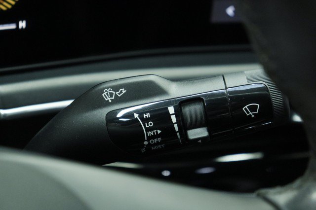 Used 2025 Kia K5 GT-Line w/ GT-Line Premium Package FWD image 14