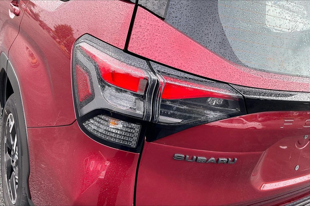 Certified 2025 Subaru Forester AWD/4WD image 35