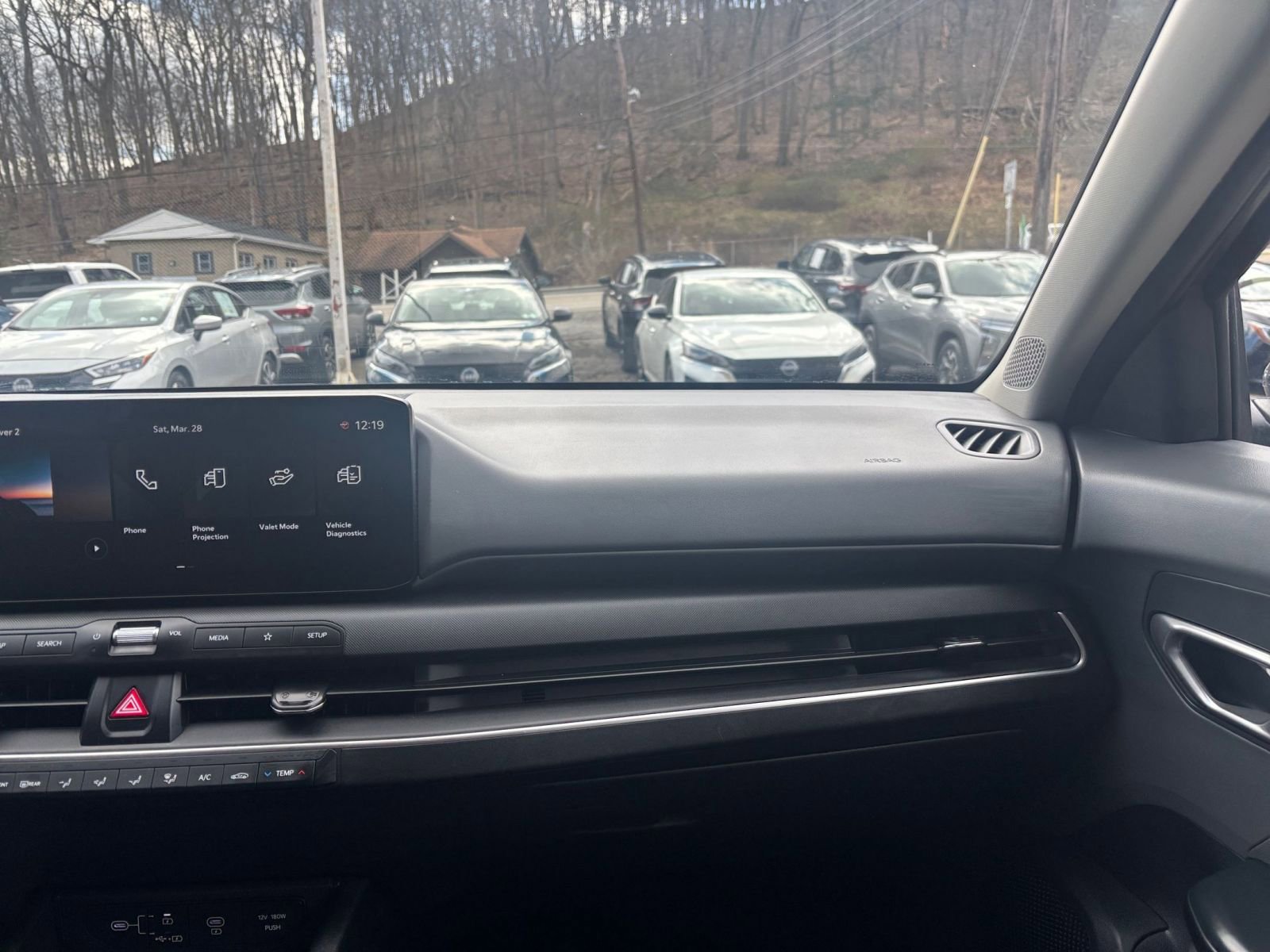 Used 2025 Kia K4 LXS image 36