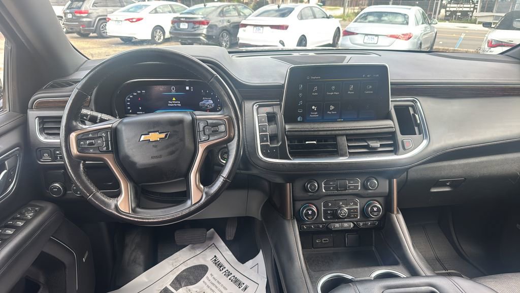 Used 2023 Chevrolet Suburban High Country image 9
