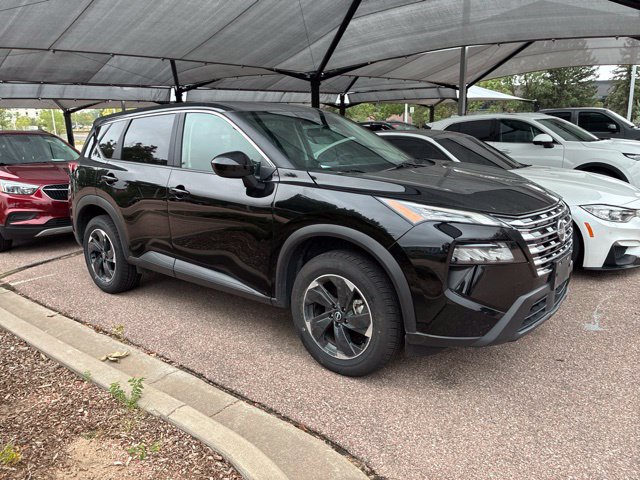 Used 2024 Nissan Rogue SV AWD/4WD image 1