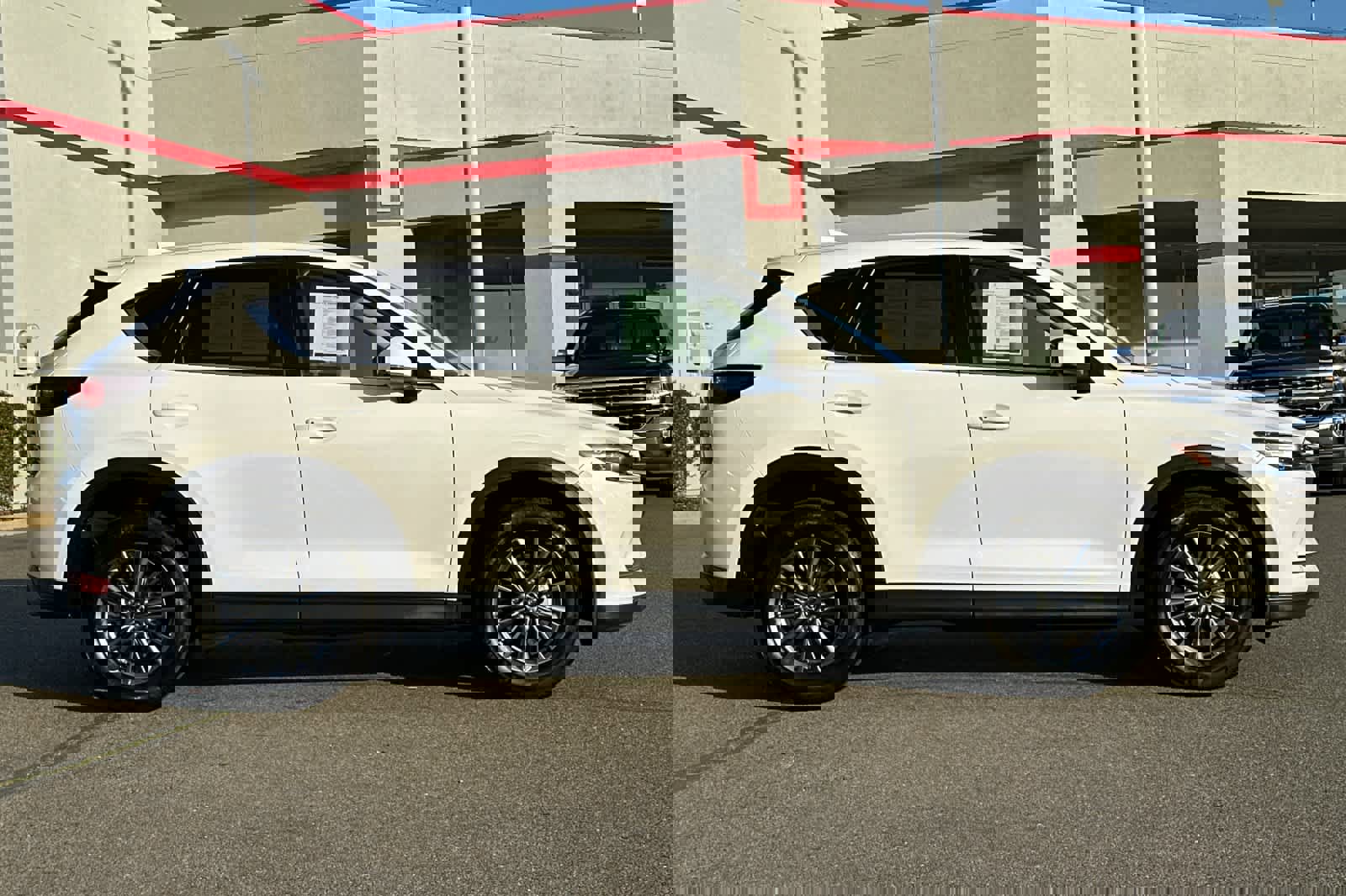 Used 2021 MAZDA CX-5 Touring image 6