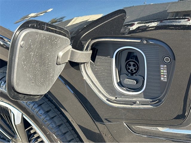 New 2025 Cadillac Escalade IQ Sport 2 image 37