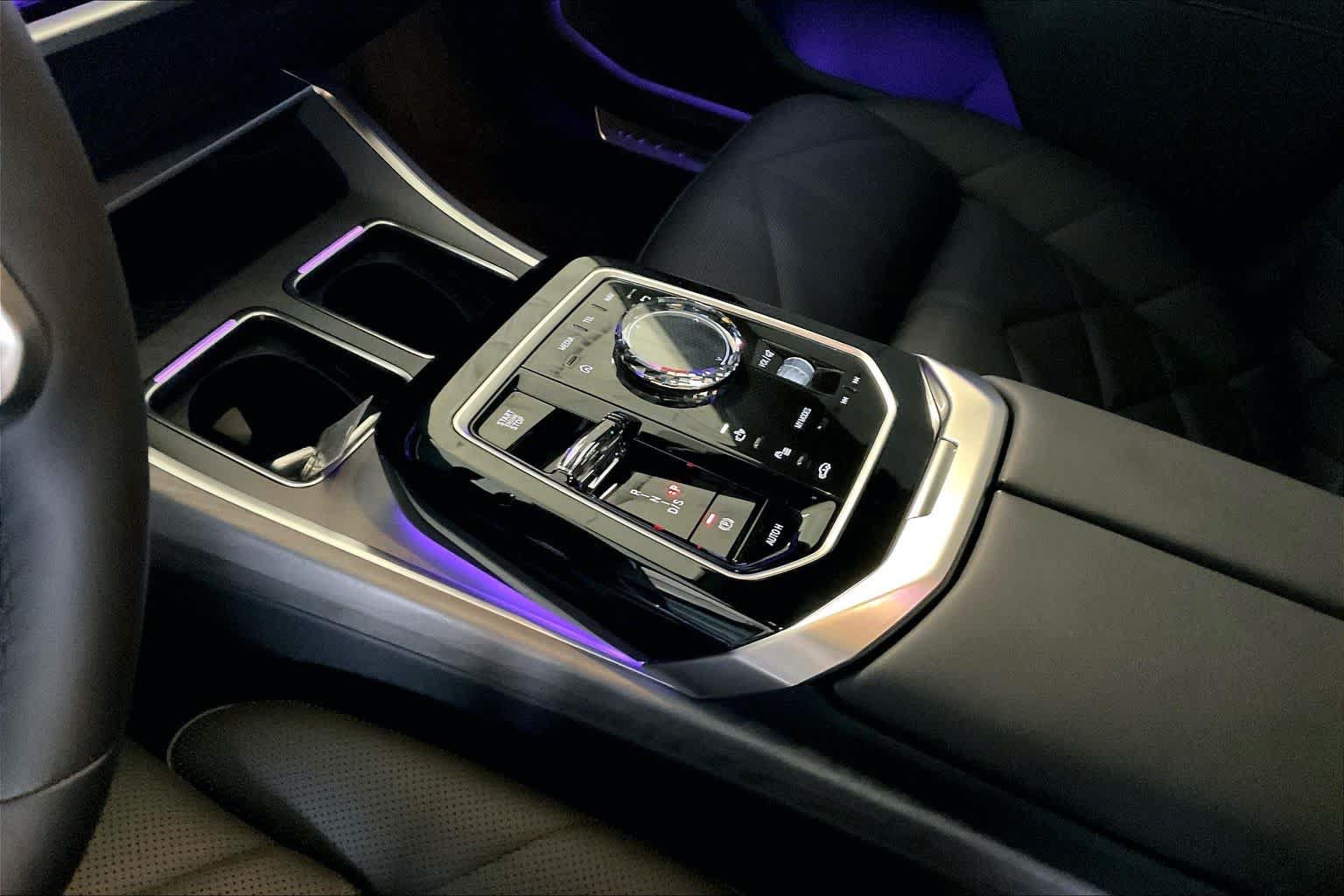 Certified 2025 BMW 740i RWD image 14