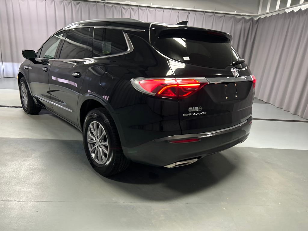 Used 2024 Buick Enclave Essence w/ LPO, Cargo Package image 5