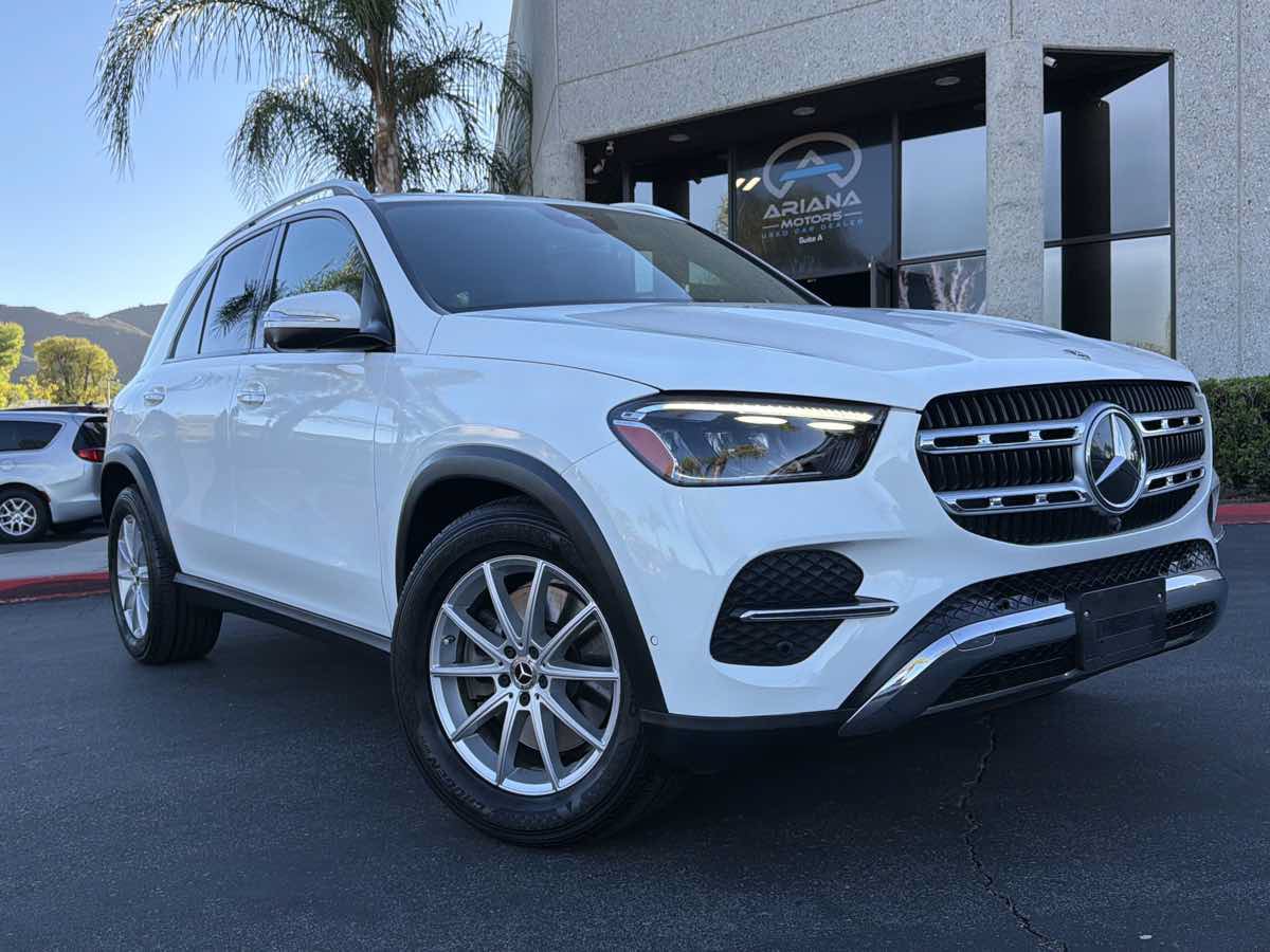 Used 2024 Mercedes-Benz GLE 450e 4MATIC image 12