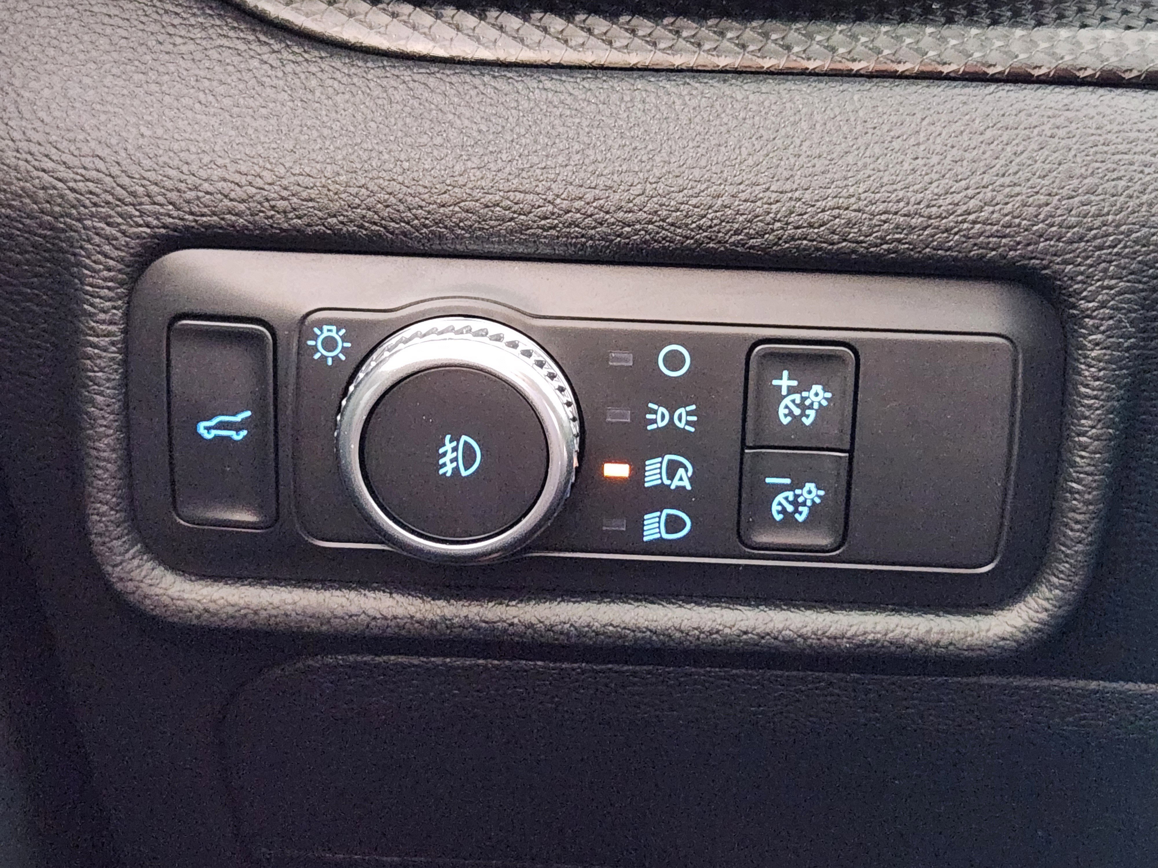 Used 2020 Ford Explorer ST w/ Premium Technology Package AWD/4WD image 27