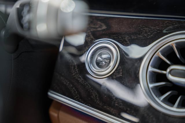 Used 2023 Mercedes-Benz E 450 4MATIC Coupe image 27