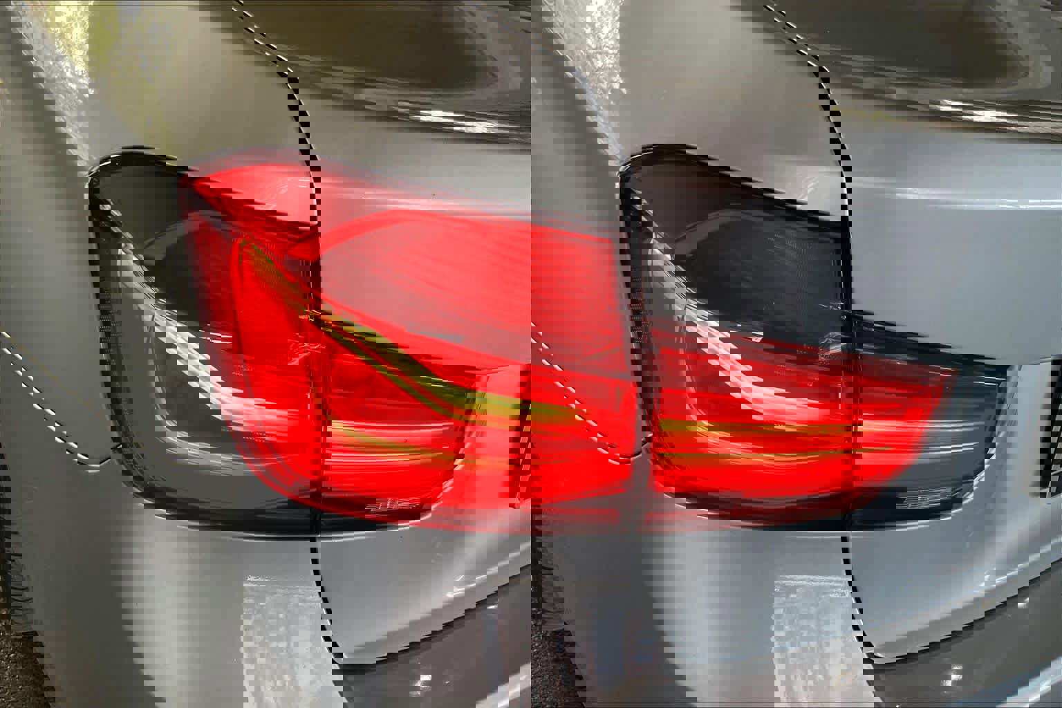 Used 2017 BMW 330e image 28