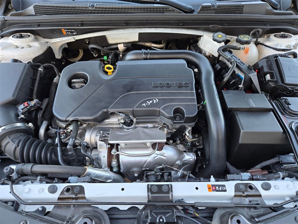 Used 2024 Chevrolet Malibu LT image 33