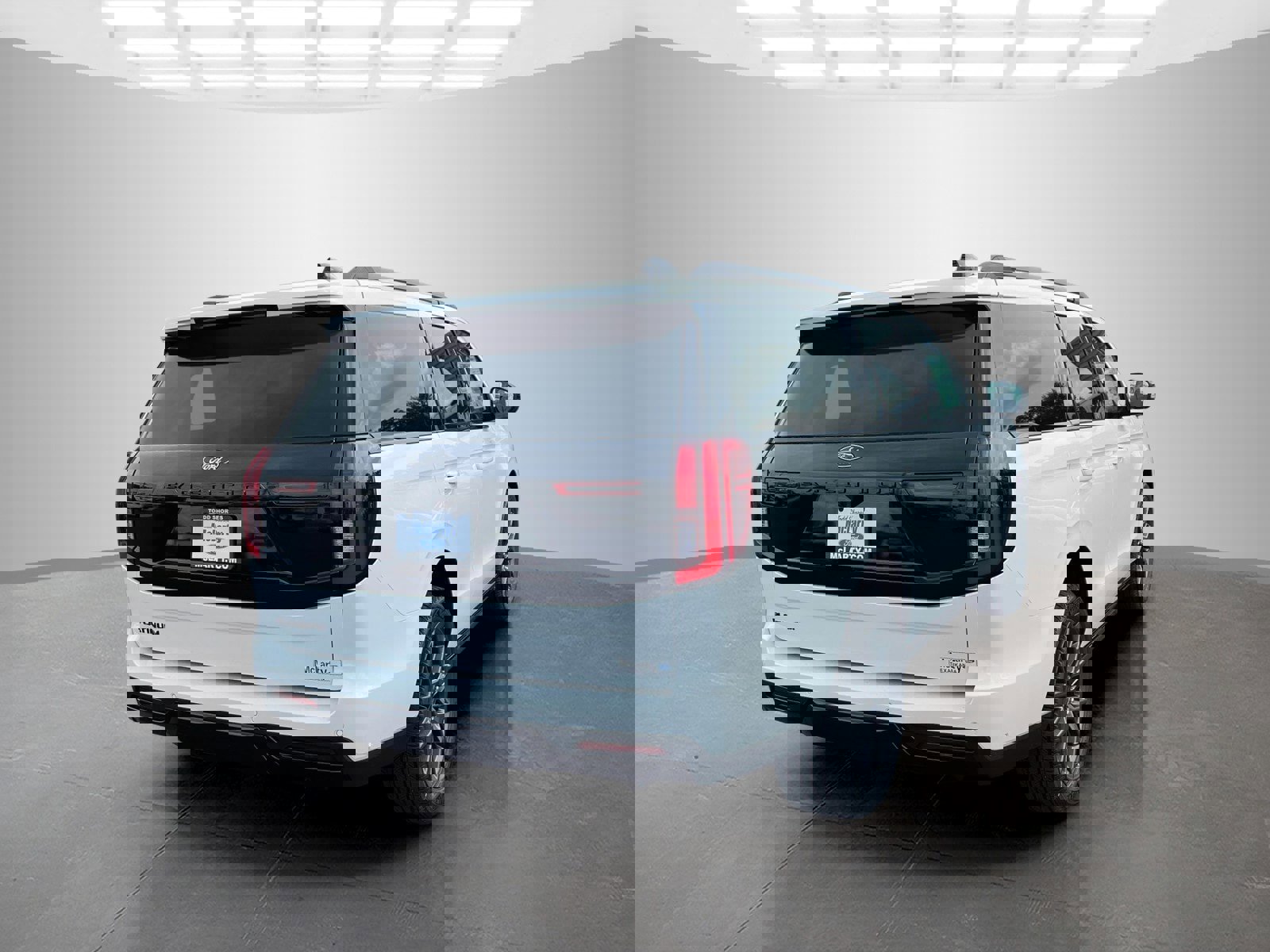 New 2025 Ford Expedition Platinum image 4