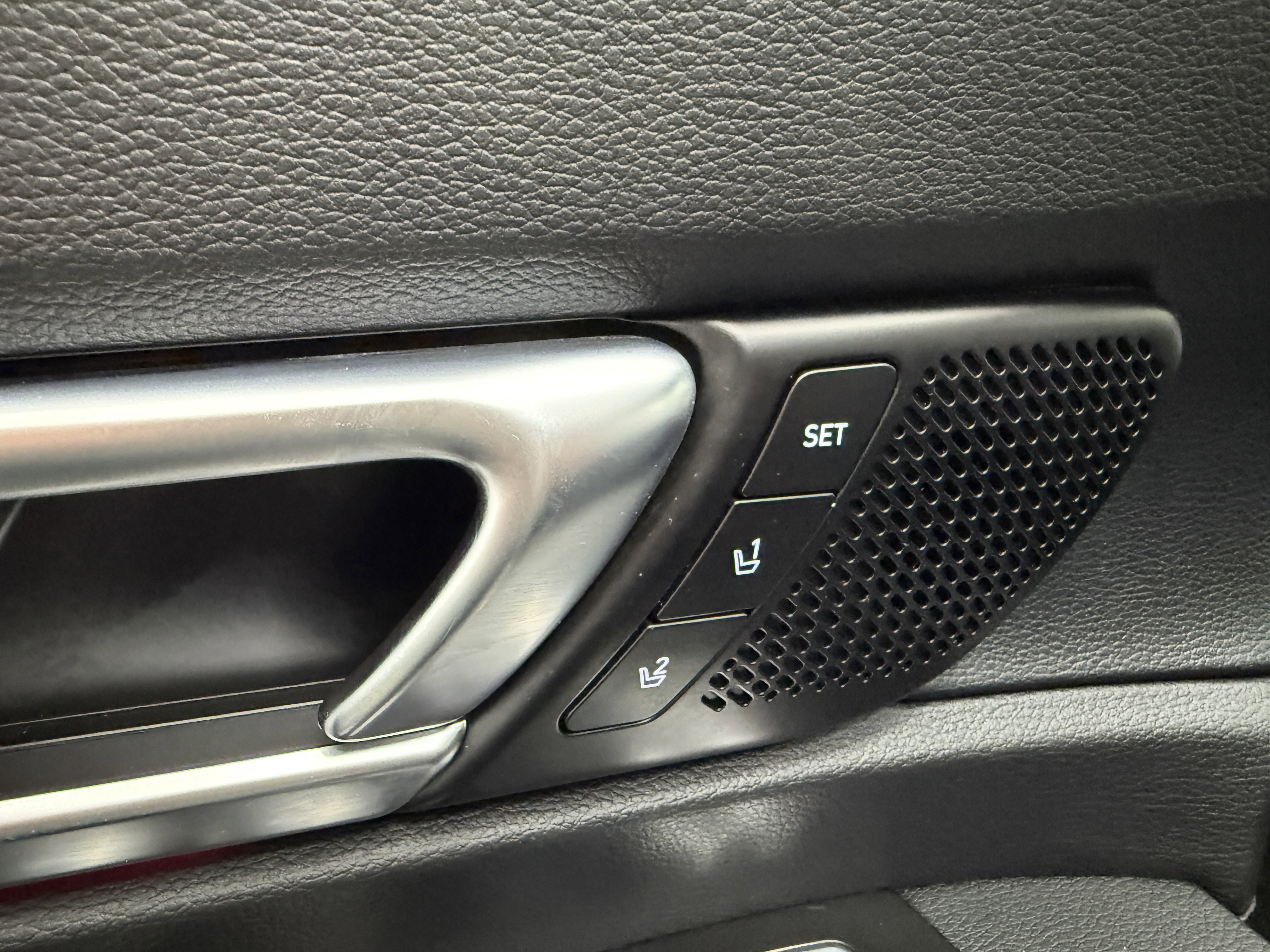 Used 2024 Kia Telluride SX X-Line image 11