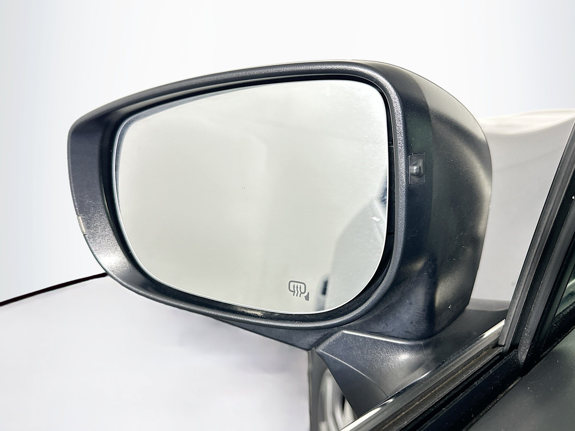 Used 2025 Subaru Ascent Premium AWD/4WD image 16