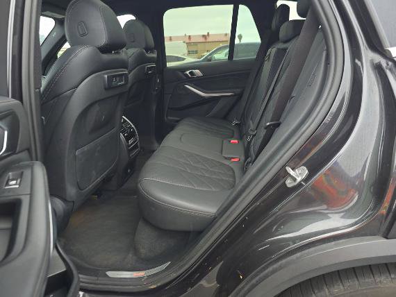 Used 2023 BMW X5 xDrive40i AWD/4WD image 9